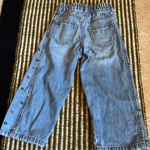 ZARA LITTLE GIRLS FLORAL FLARED PALAZZO JEANS SIZE 4T GUC - Picture 2 of 5